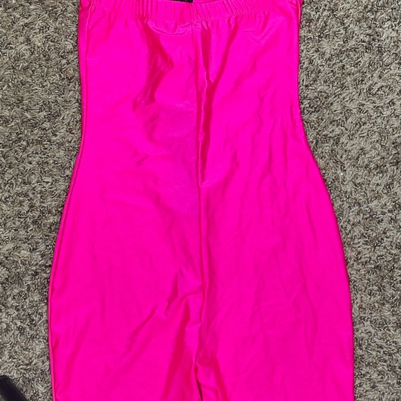 PINK ROMPER - Picture 2 of 2